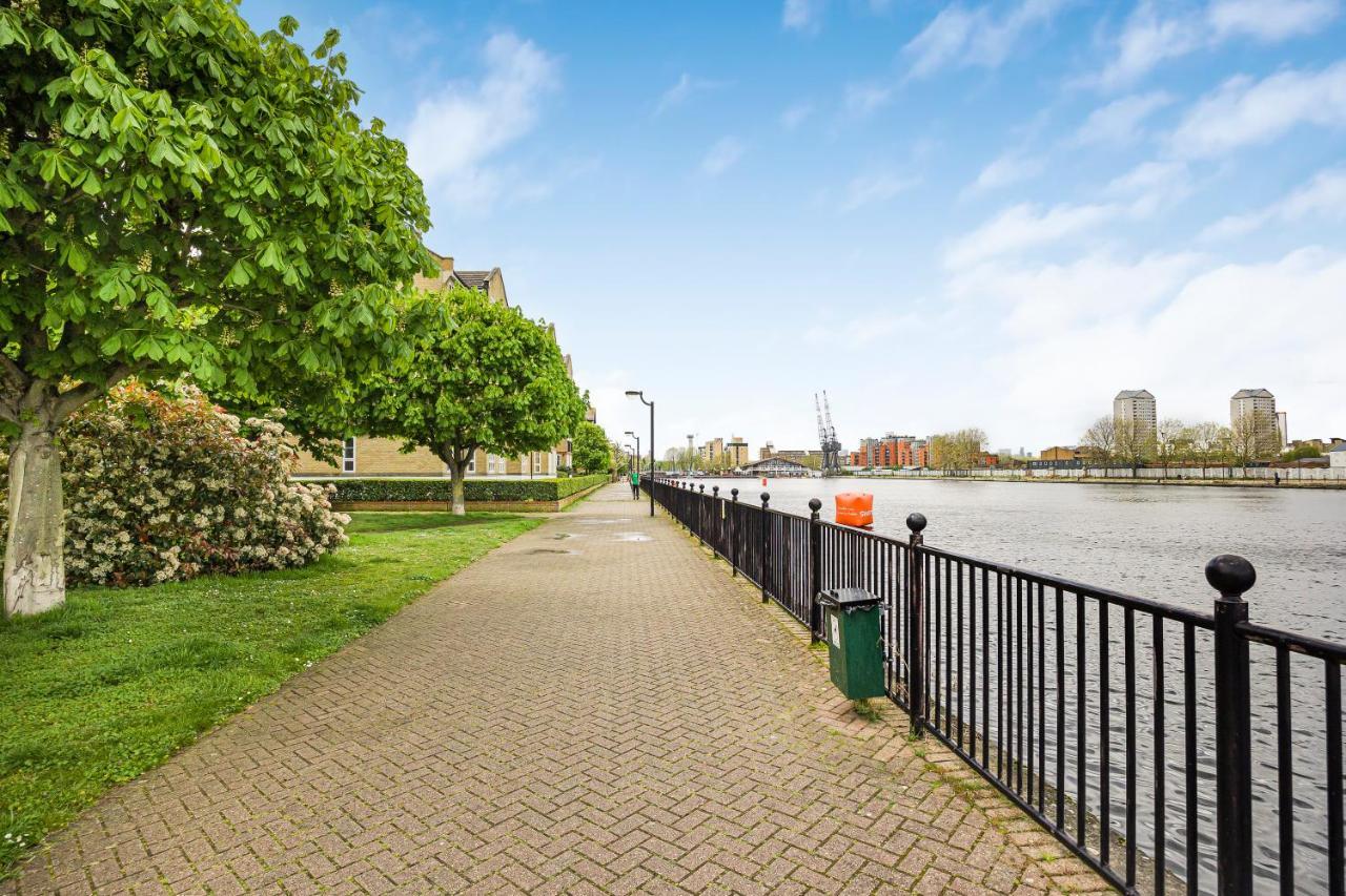 Verv Isle Of Dogs London Exterior photo